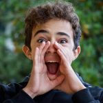 Ako rozpoznať manipuláciu v komunikácii s tínedžerom: 5 fráz, ktoré prezrádzajú skrytý nátlak ako-rozpoznat-manipulaciu-v-komunikacii-s-tinedzerom-5-fraz-ktore.jpg